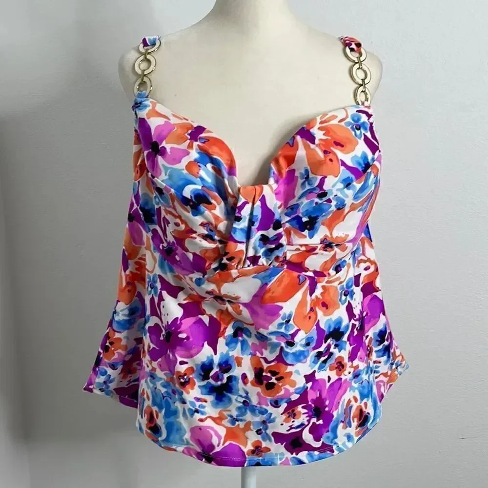Catalina collections swim tank. Floral.  Size 3X.  Built in bra.  EUC.